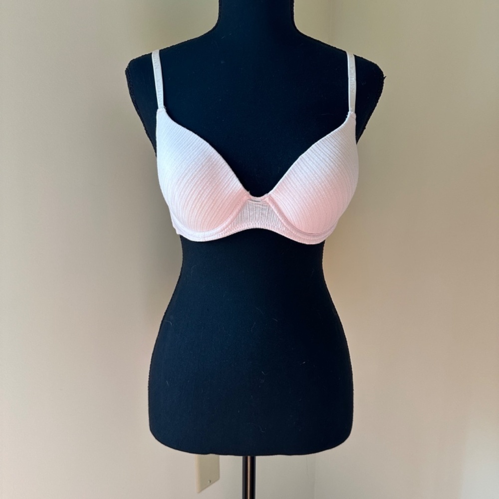 *NAUTICA* Lt. Pink Intimates Bra Size 34B